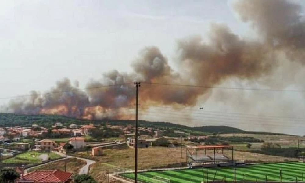 Έκτακτο - Ζάκυνθος: Ανεξέλεγκτη η φωτιά στην περιοχή Βολίμες